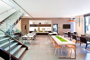 Element Harrison - Newark