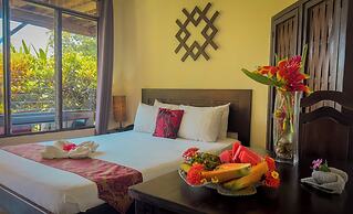 Tabulia Tree Hotel and Villas