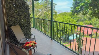 Tabulia Tree Hotel and Villas