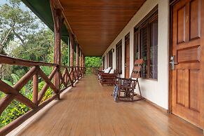 Tabulia Tree Hotel and Villas