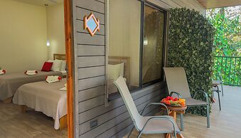 Tabulia Tree Hotel and Villas