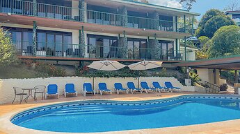 Tabulia Tree Hotel and Villas