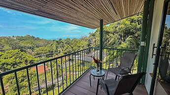 Tabulia Tree Hotel and Villas