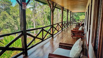 Tabulia Tree Hotel and Villas