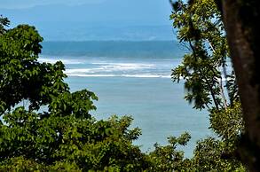 Tabulia Tree Hotel and Villas