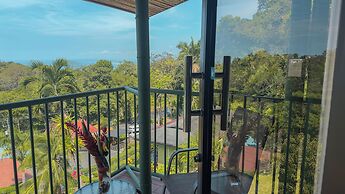 Tabulia Tree Hotel and Villas