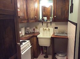 Alaska Heritage House Bed and Breakfast