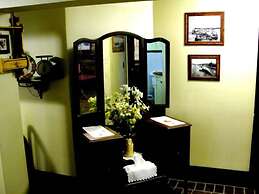 Alaska Heritage House Bed and Breakfast