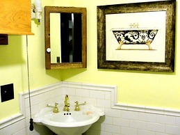 Alaska Heritage House Bed and Breakfast