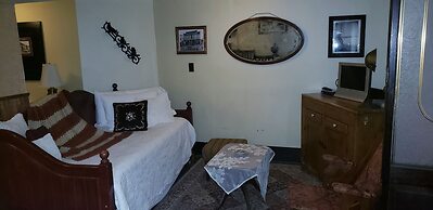 Alaska Heritage House Bed and Breakfast