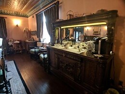 Alaska Heritage House Bed and Breakfast