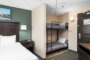 Park Point Marina Inn