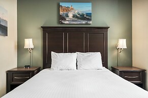 Park Point Marina Inn