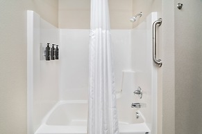 Park Point Marina Inn