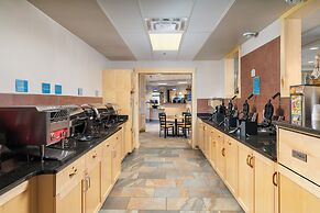 Park Point Marina Inn