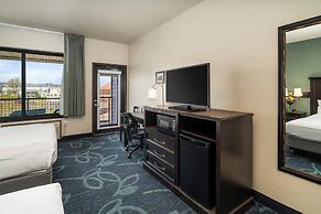 Park Point Marina Inn