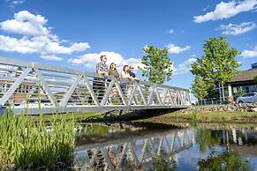 Park Point Marina Inn