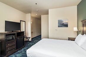 Park Point Marina Inn