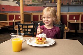 Park Point Marina Inn