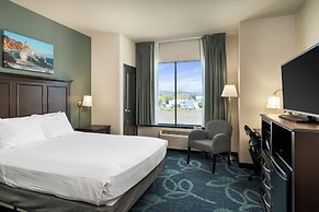 Park Point Marina Inn