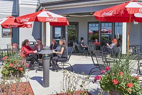 Park Point Marina Inn