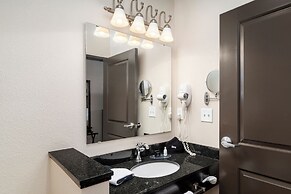 Park Point Marina Inn