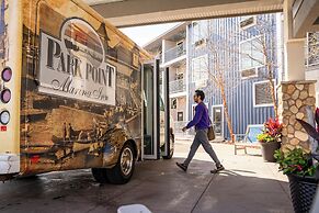 Park Point Marina Inn