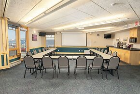 Park Point Marina Inn