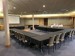 Slave Lake Inn & Conference Centre