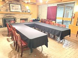 Slave Lake Inn & Conference Centre