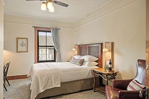 Sonoma Hotel