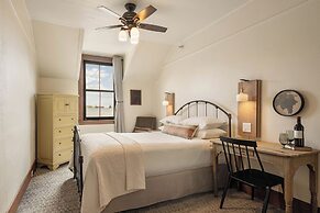 Sonoma Hotel
