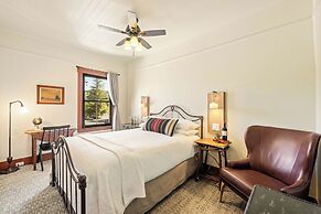 Sonoma Hotel