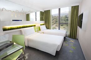 Dorsett Tsuen Wan, Hong Kong