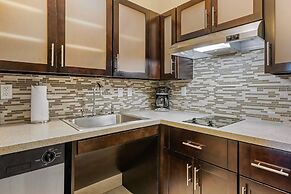 Staybridge Suites St. Petersburg Downtown by IHG