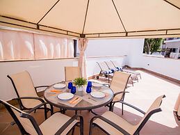 Lucasland Sitges Apartments