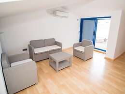 Lucasland Sitges Apartments