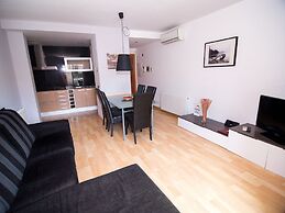 Lucasland Sitges Apartments