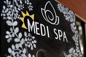 Mediterraneo Hotel & Restaurant