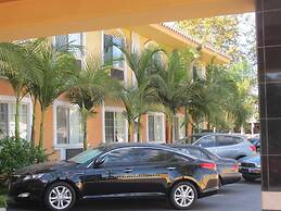 Starlight Inn Canoga Park