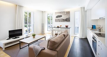 Durlet Beach Apartments