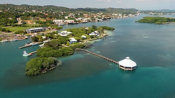 Barefoot Cay Resort