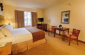 Landmark Inn Fort Liberty