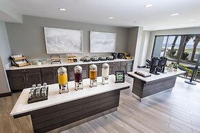 Island House Hotel Orange Beach - a DoubleTree by Hilton