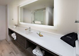 Island House Hotel Orange Beach - a DoubleTree by Hilton