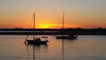 Beaconlea Tower Apartments