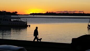 Beaconlea Tower Apartments
