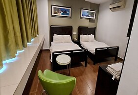 Hotel O Crossroads Hotel