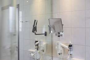 Garner Hotel Hamburg Wandsbek Marktplatz by IHG