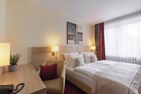 Garner Hotel Hamburg Wandsbek Marktplatz by IHG